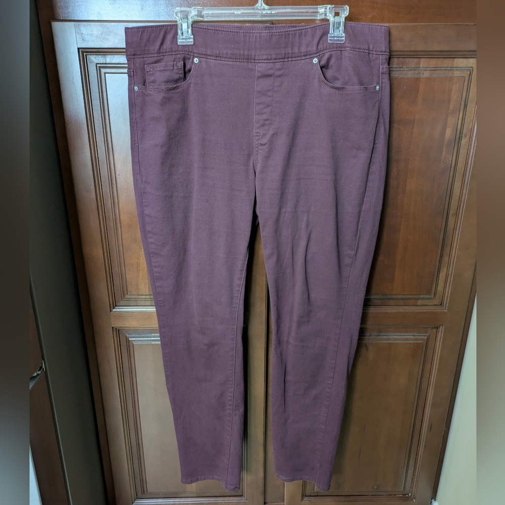 Women's Burgundy Pants